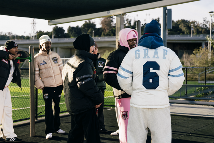 GRAF&WU Blokecore Floral Embroidery Thick Cotton-padded Coat