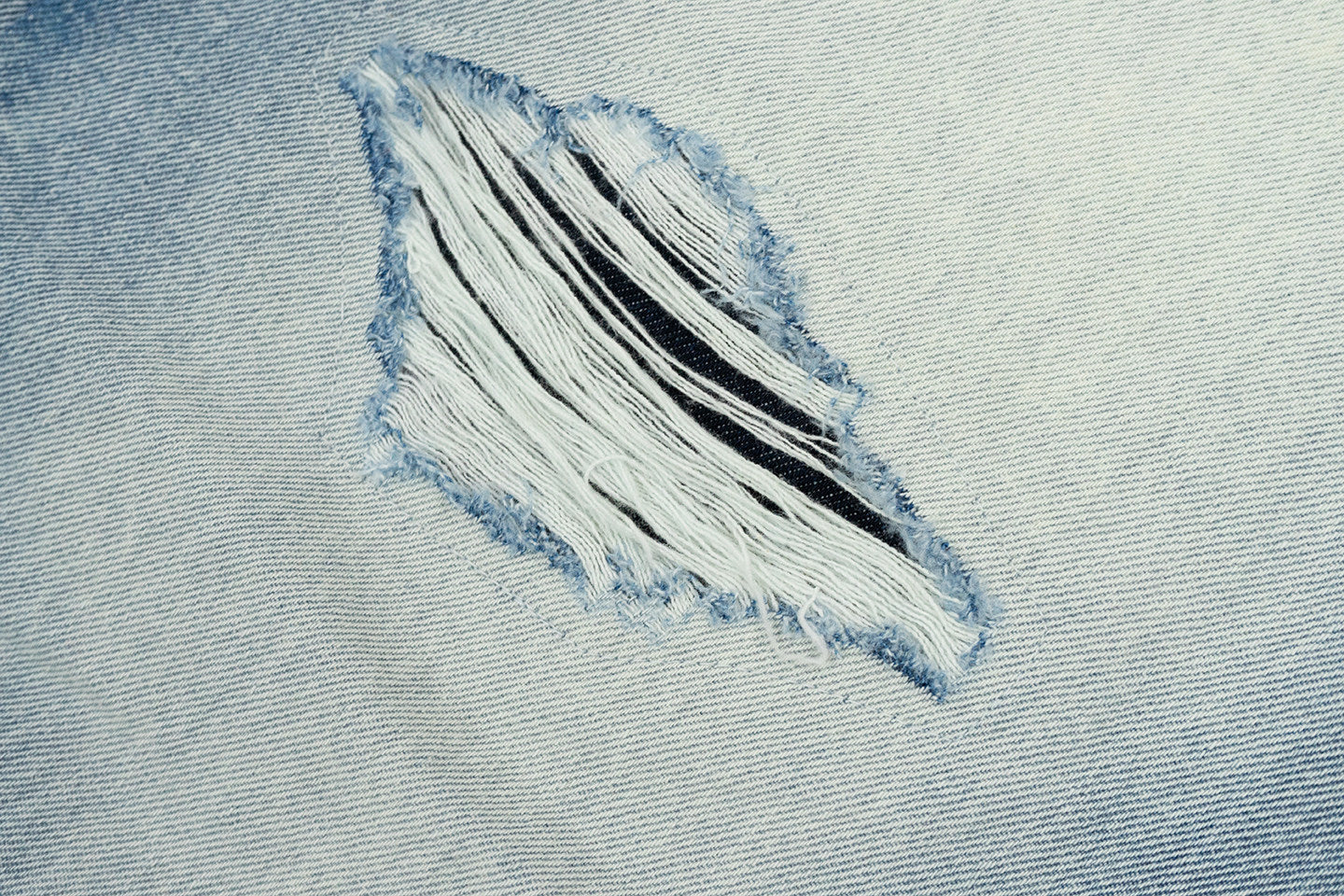 GRAF&WU Brand GW Letter Star Embroidered Washed Blue Ripped Jeans