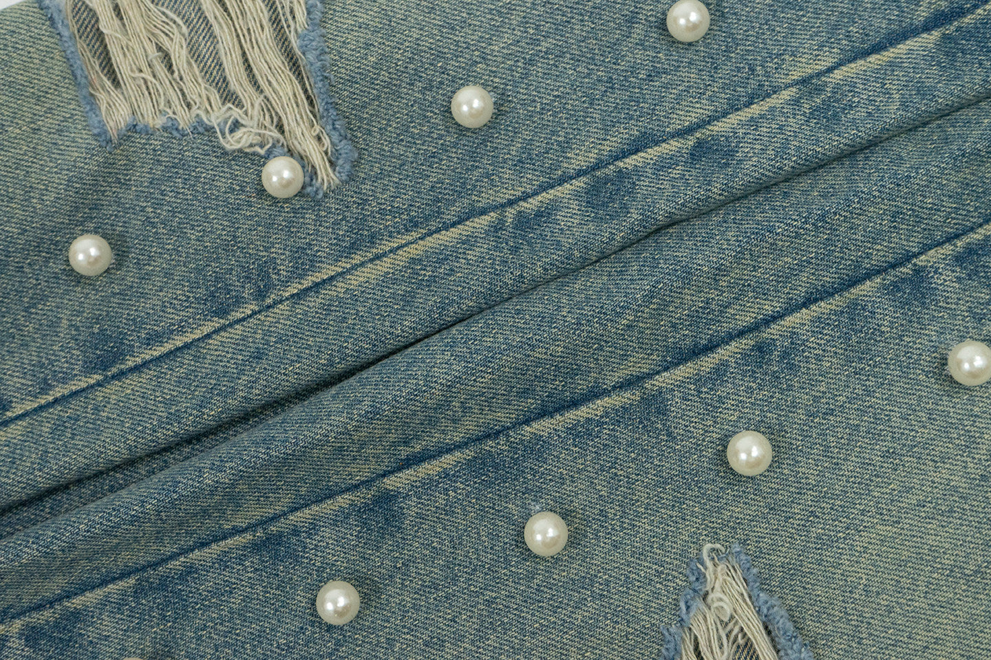 GRAF&WU Grunge Aesthetic Pearl Design Angel Devil Graphic Ripped Jeans