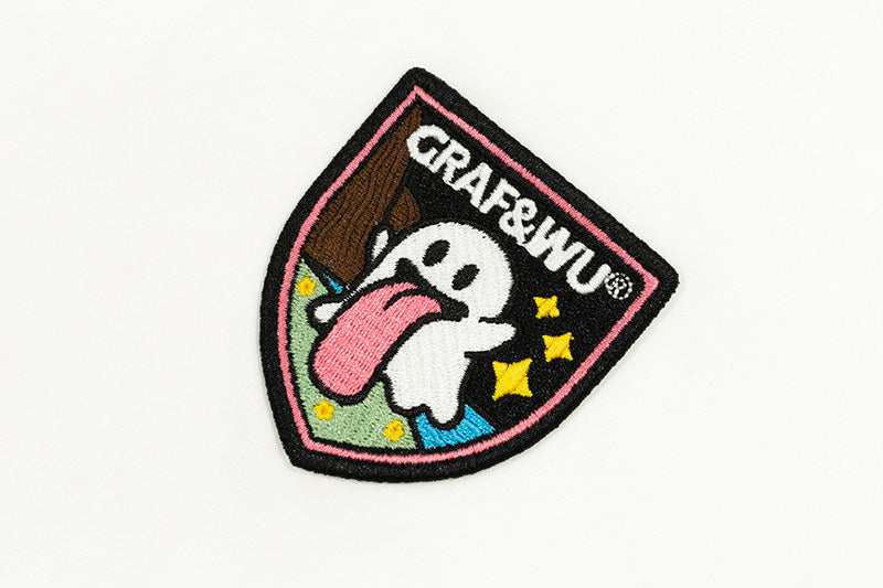 GRAF&WU Fun Button Embroidered Patch Vacation Polo T-shirt