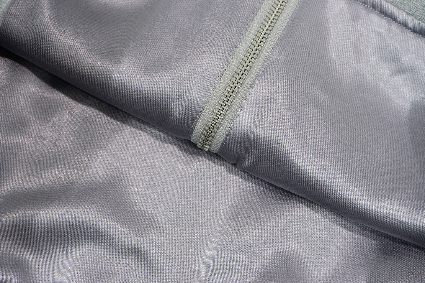 GRAF&WU Little Angel Cute Ghost Giraffe Satin Lining Zip-up Hoodie