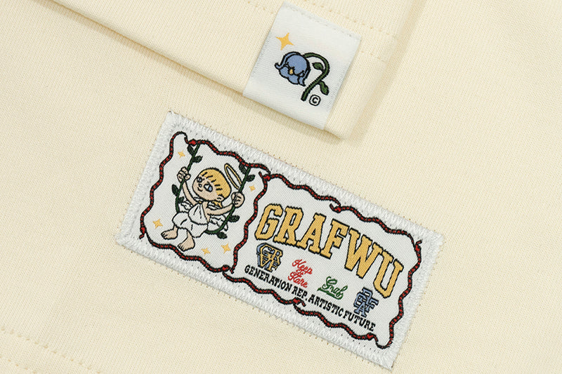 GRAFWU Giraffe Doll Holding Love T-Shirts