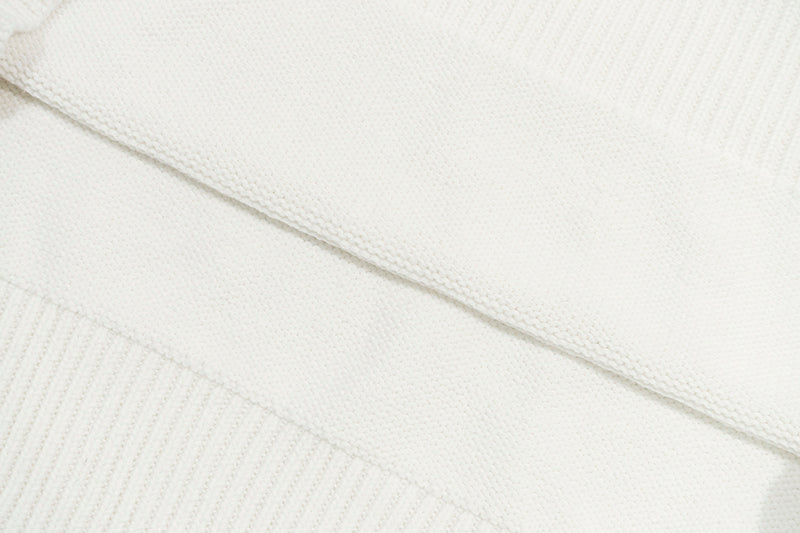 GRAF&WU Letter AK47 Little Angel Knitted Warm Sweater