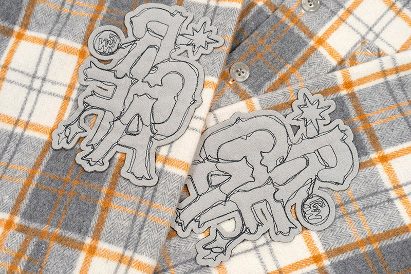 GRAF&WU Giraffe Embroidered Flannel Loose Plaid Shirt