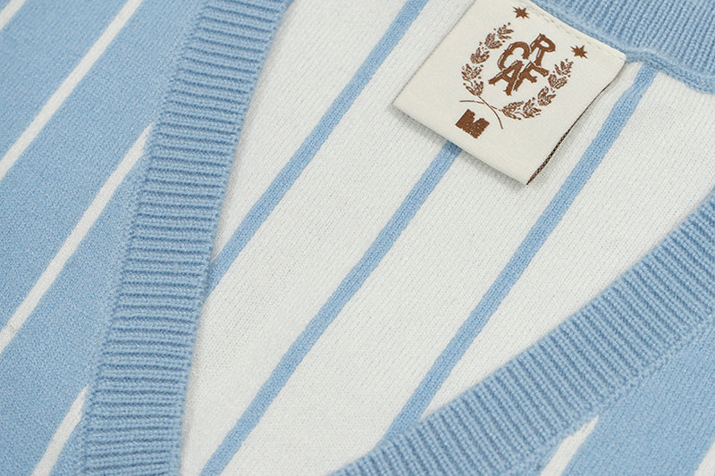 GRAF&WU Chenille Knitted Sleeveless Vest Sweater