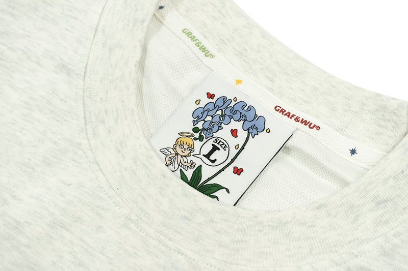 GRAFWU Giraffe Doll Holding Love T-Shirts