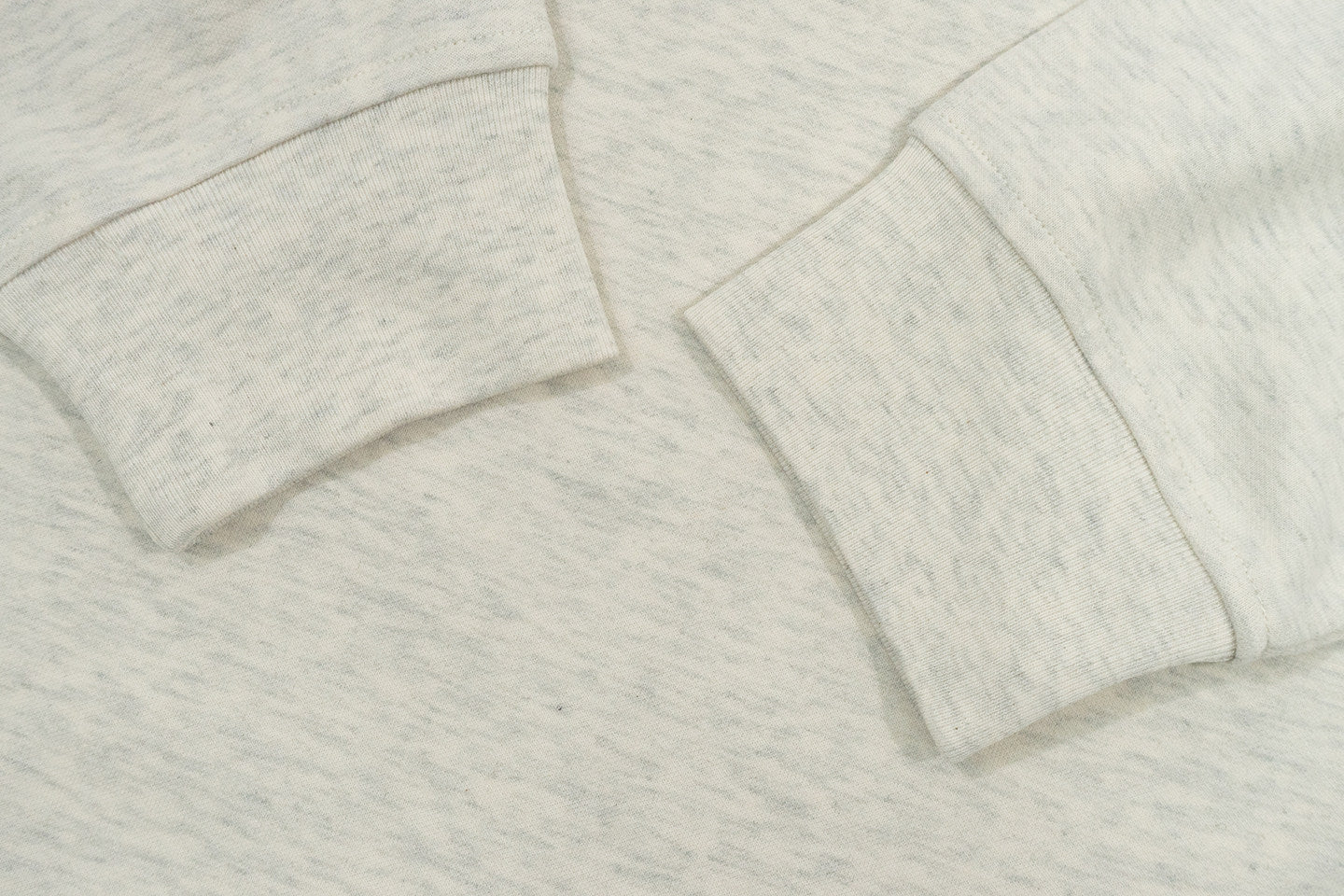 GRAF&WU Mini Angle Cute Ghost Giraffe Cotton Long-sleeved Shirt