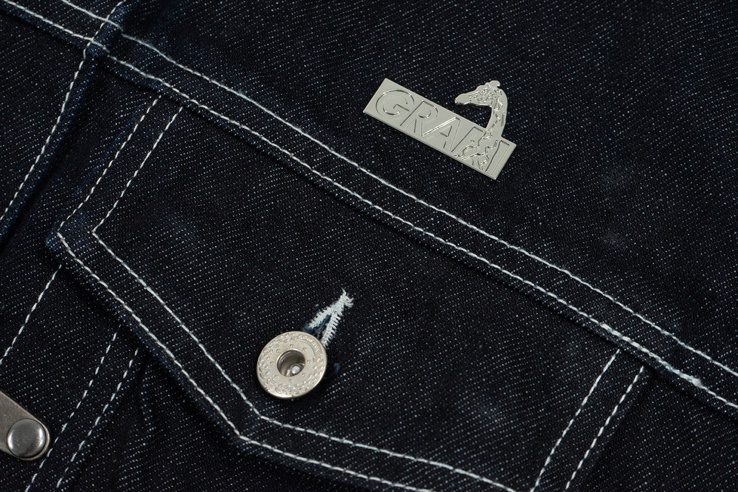 GRAF&WU Letter Embroidery Fashion Lobster Button Design Casual Jacket