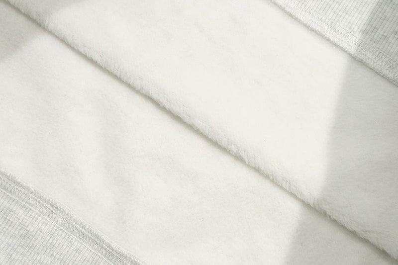 GRAF&WU Lips Say GRAF Lip-sync Embroidery Hoodie Cozy Sweatshirt