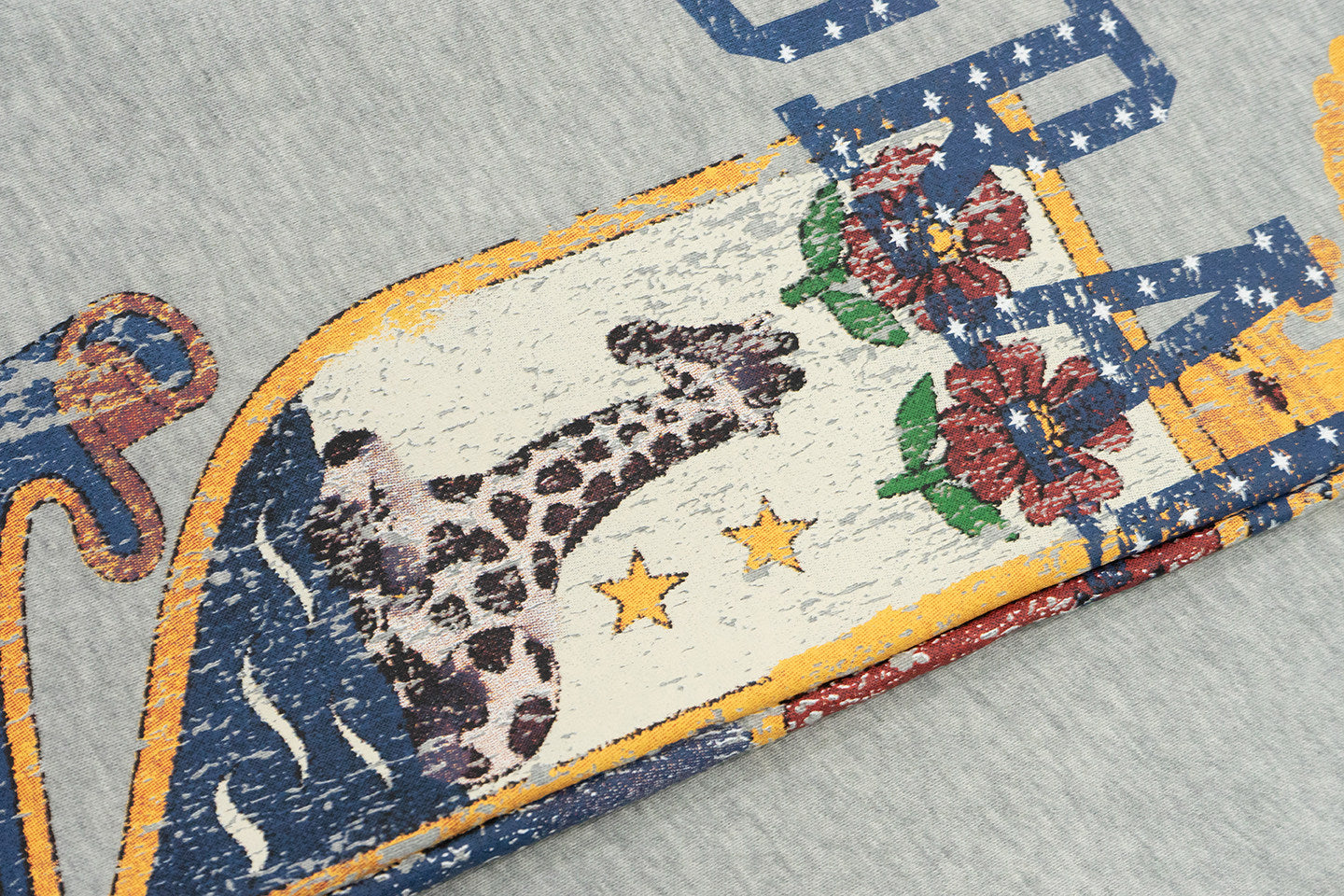 GRAF&WU Vintage Badge Graphic Oversize Sweatpants