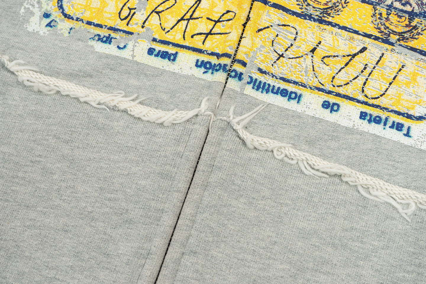GRAF&WU Tribute Old Dreads ID Giraffe Themed Frayed Vintage Hoodie