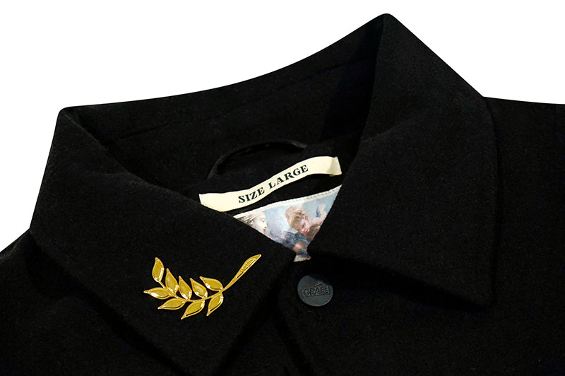 GRAF&WU Giraffe Embroidery Leather Sleeve Thick Jacket