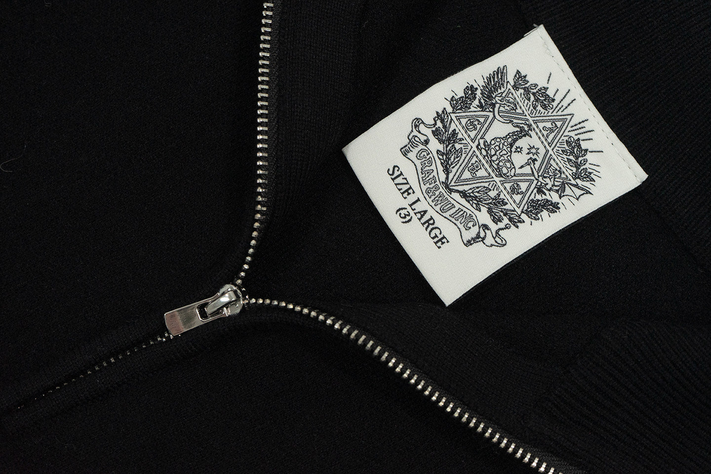 GRAF&WU Letter Embroidery Half-Zip Polo Collar Sweater
