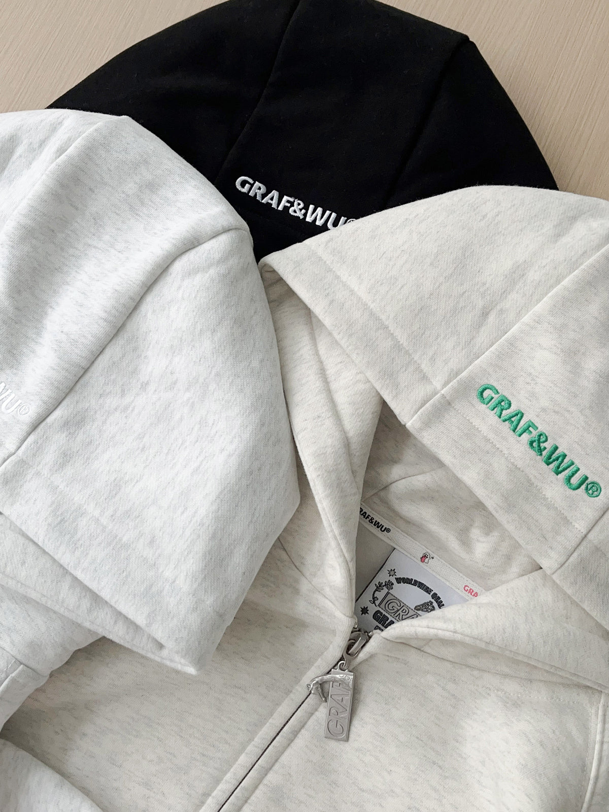 GRAF&WU Loose-Fit Embroidered Fleece Zip-Up Hoodie