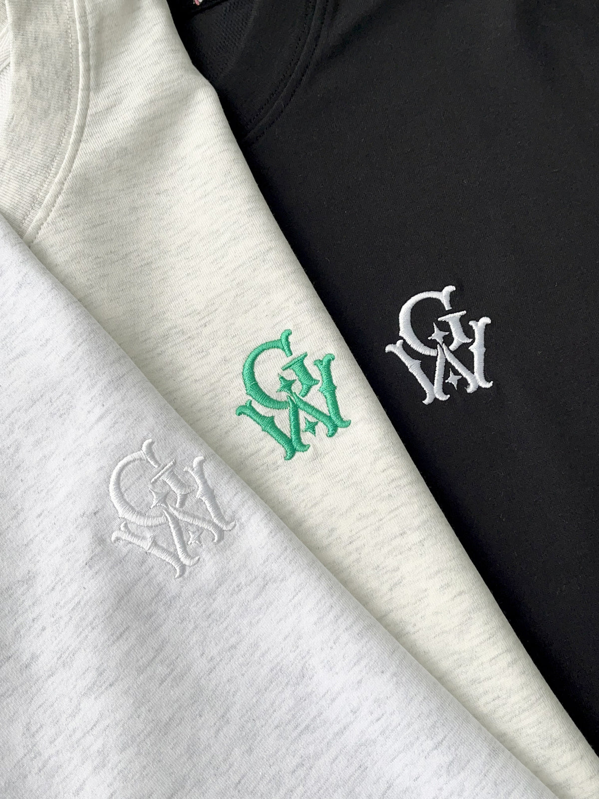 GRAF&WU Embroidered Loose-Fit Cotton Long Sleeve Tee