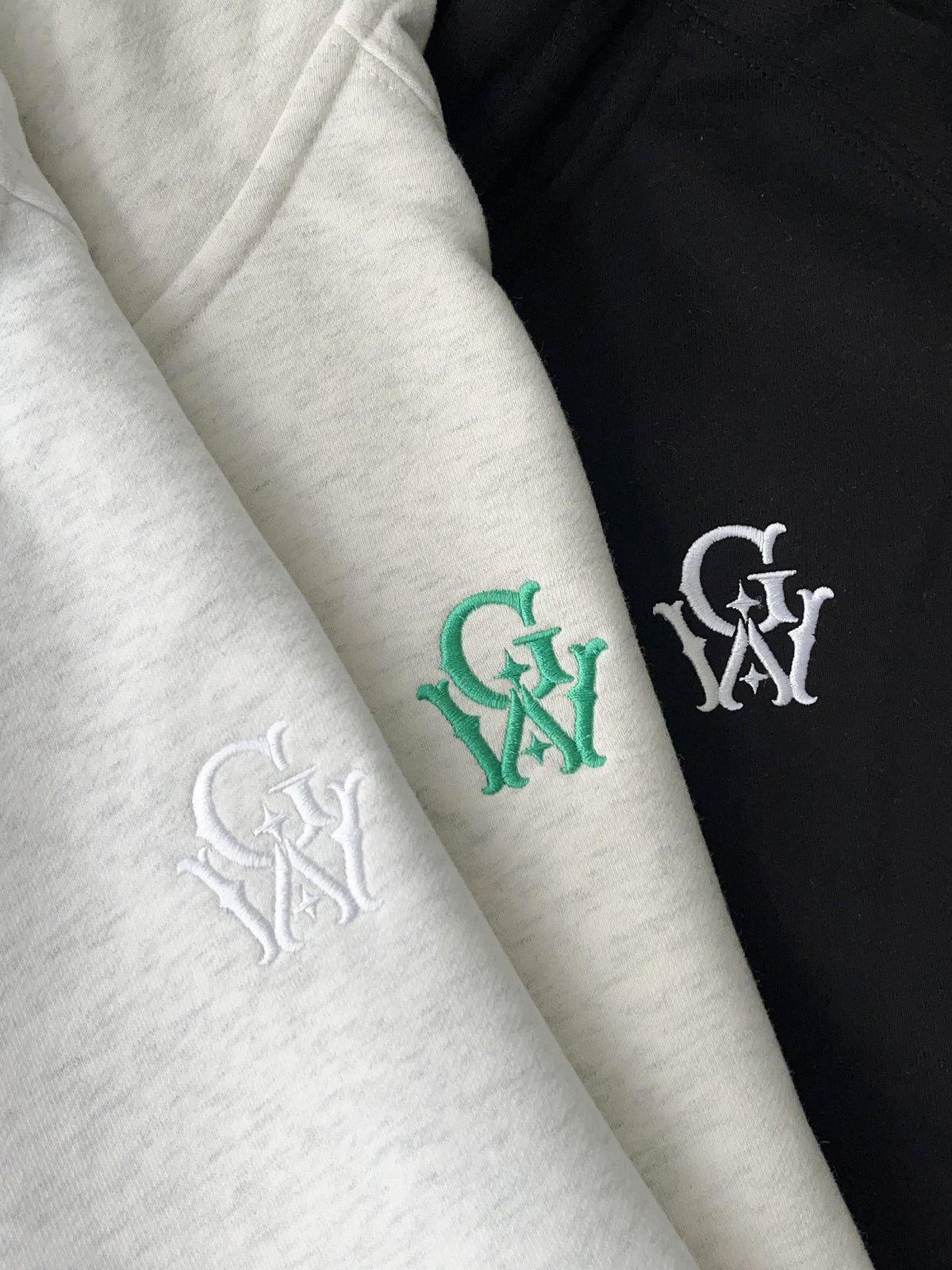 GRAF&WU Loose-Fit Embroidered Fleece Zip-Up Hoodie
