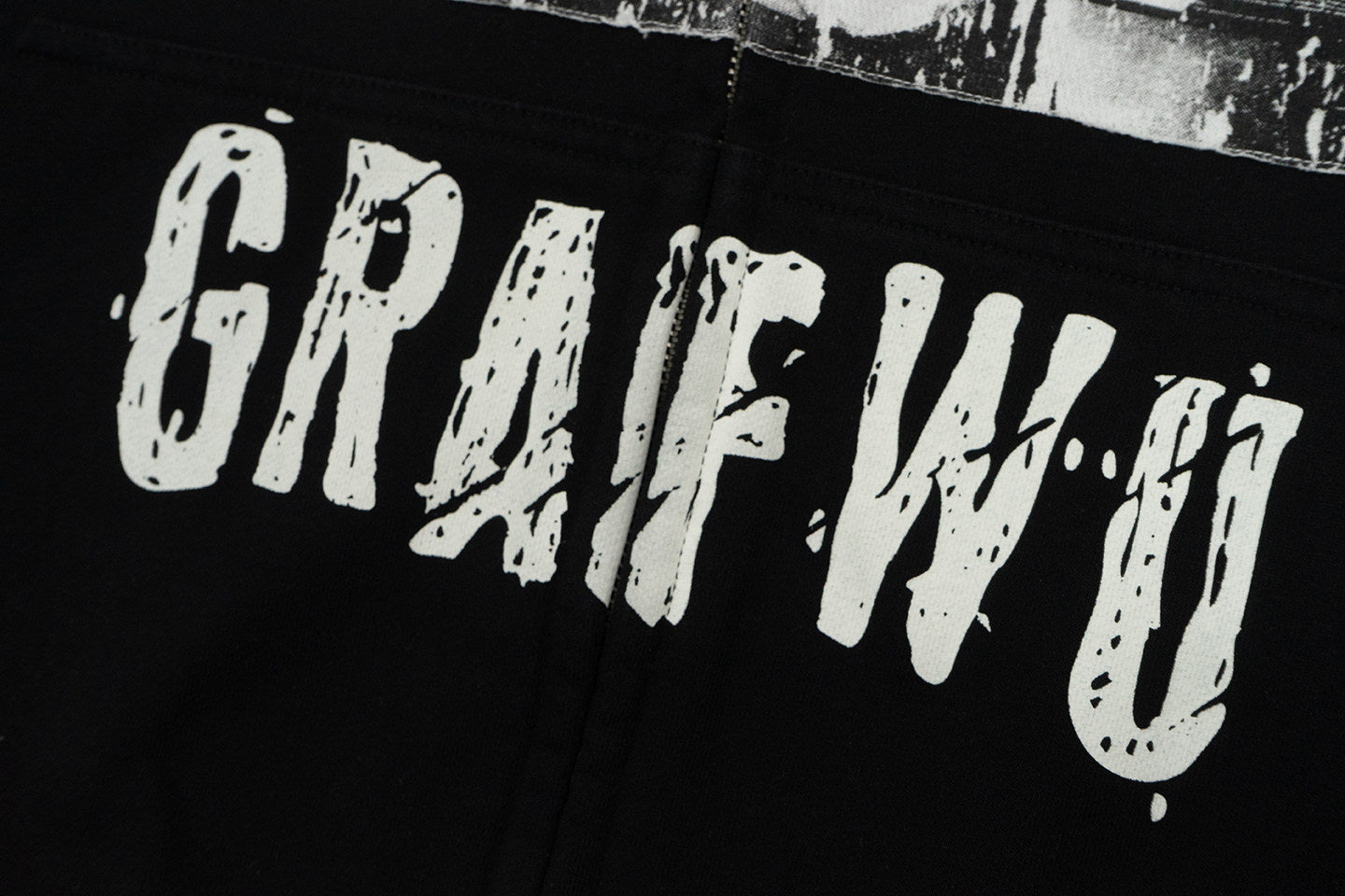 GRAF&WU Grunge Graphic Aesthetic Streetwear Zip-Up Hoodie