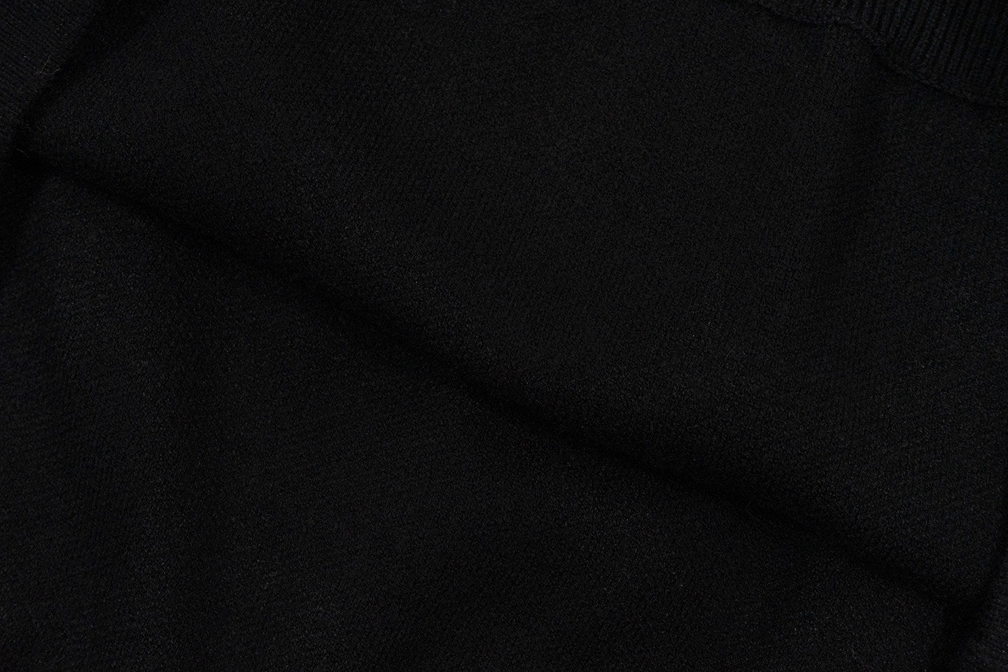 GRAF&WU Letter Embroidery Half-Zip Polo Collar Sweater