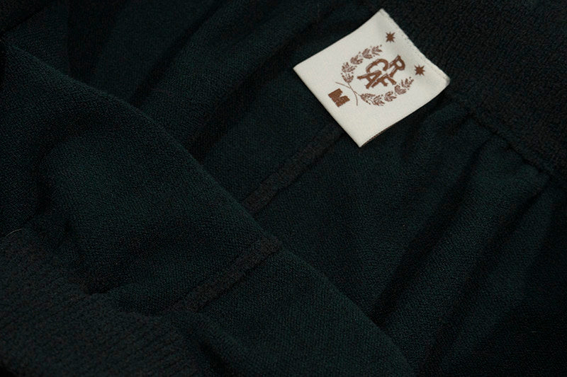 GRAF&WU Leather Dragon Label Chenille Knit Solid Sports Shorts