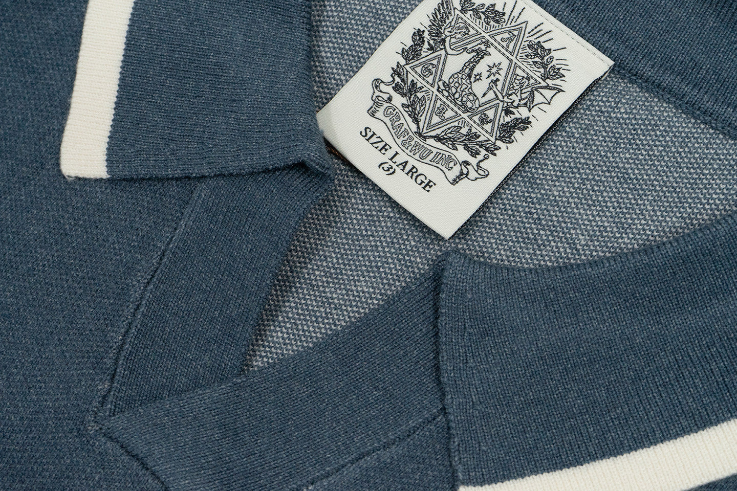 GRAF&WU Brand Letter Design Polo Collar Cozy Sweater