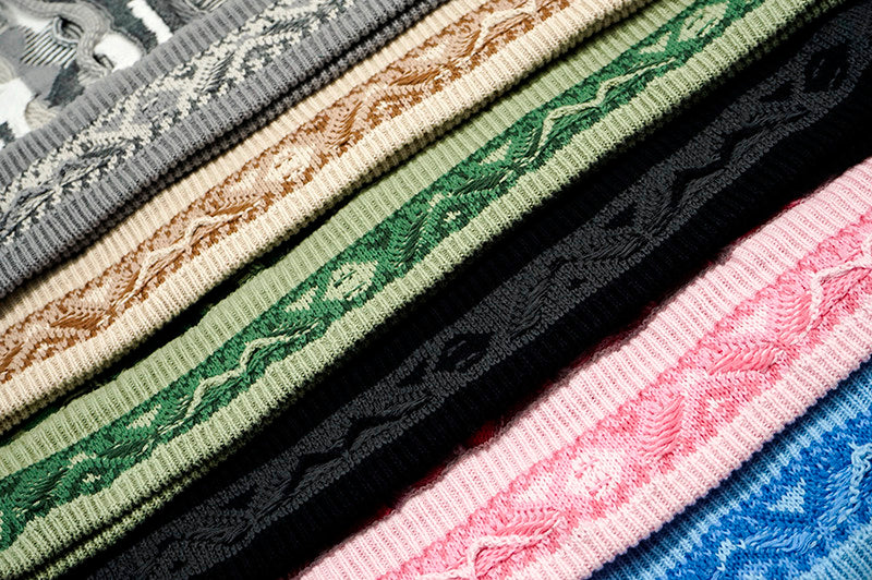 GRAF&WU Retro 3D Wave Pattern Street Art Knit Sweater