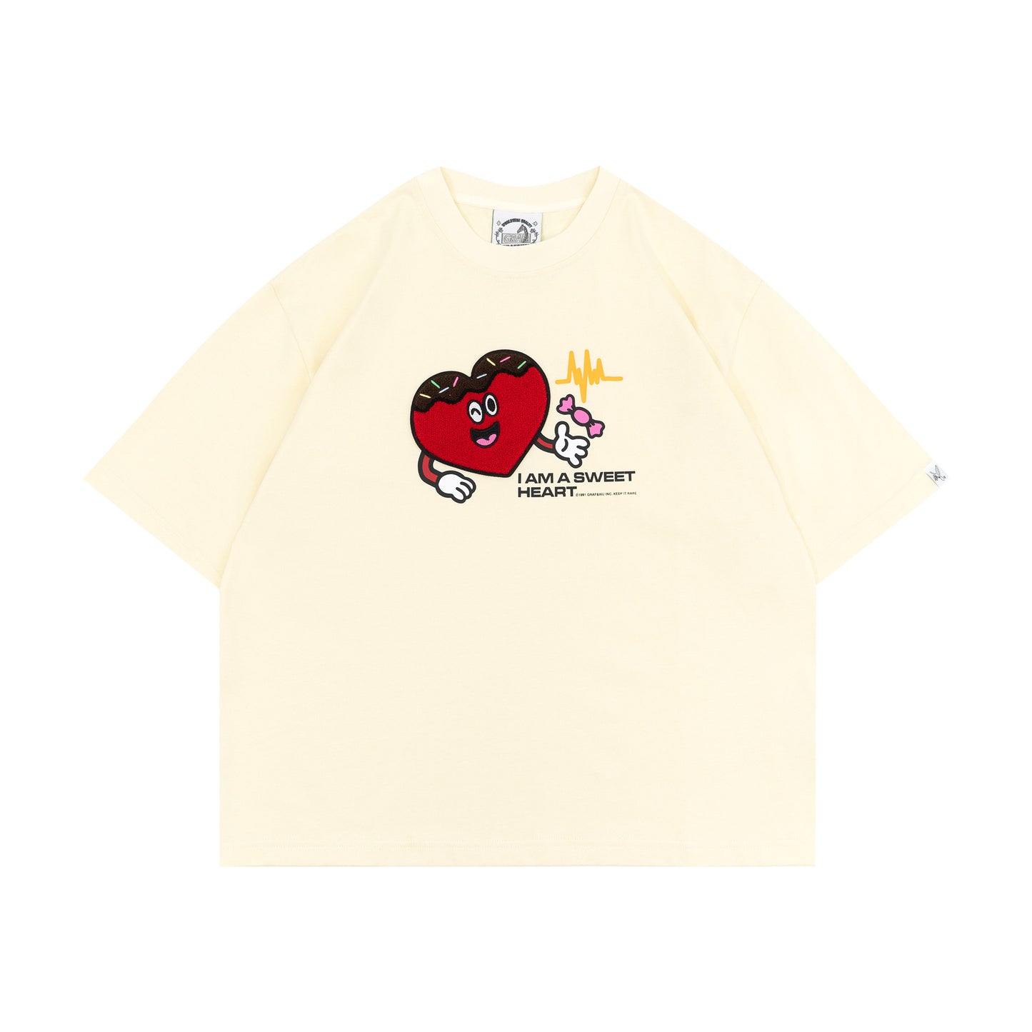 GRAF&WU Sweetheart Plush Heart-shaped Design Boxy Fit T-shirt