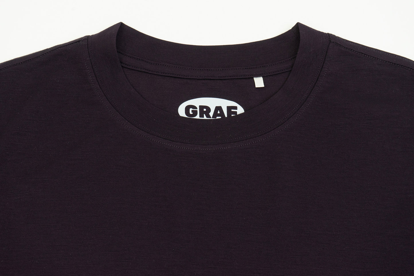 GRAF&WU Mini Embroidered Tencel Cozy Regular Shoulder Fit T-shirt